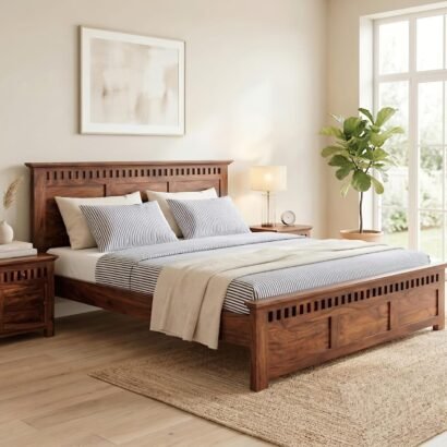 Wooden Bed King Size Solid Wood Bedroom Bed with Headboard