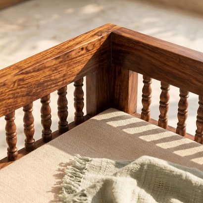 Solid Sheesham Wood Diwan Bed with spindle design for living room and bedroom